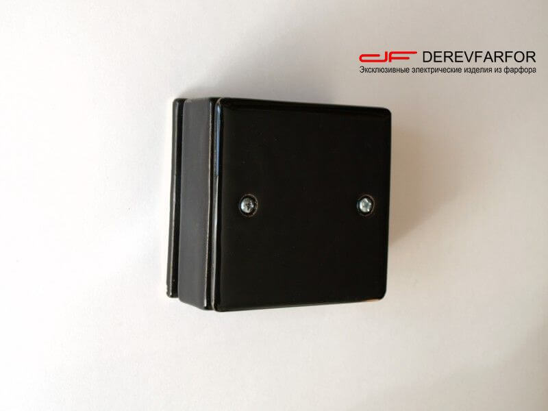 Крышка распределительной коробки темно-коричневый, N011.04.03 DerevFarfor, серия Монолит