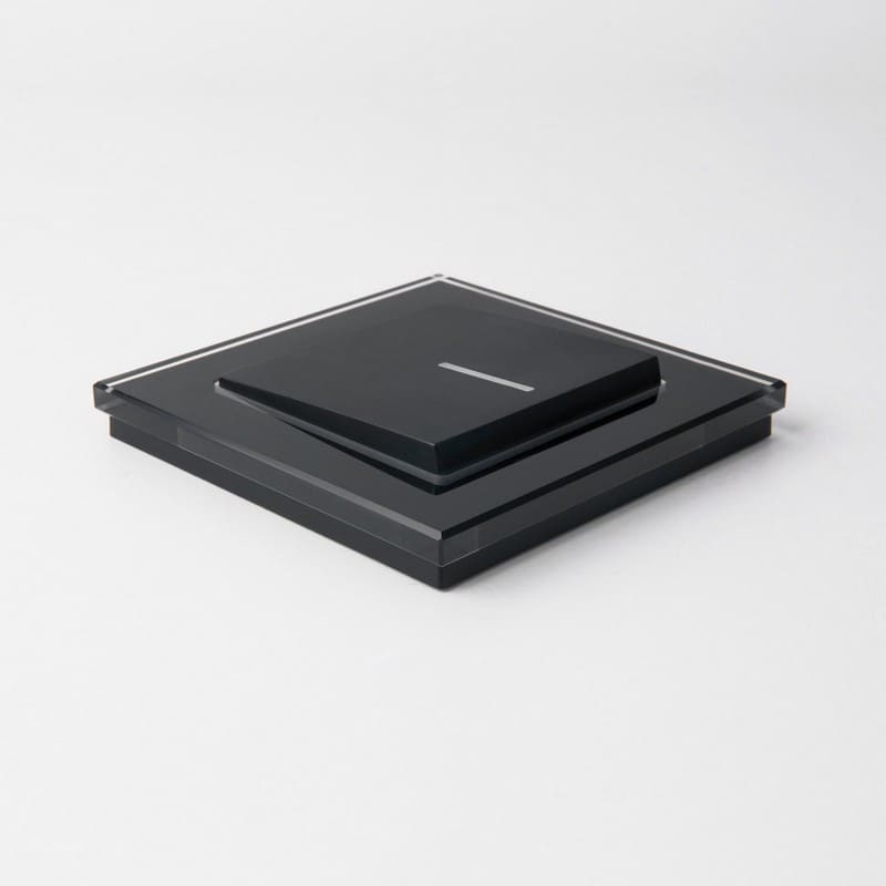 Дизайнерская рамка 1 местная, черный, стекло, W0011108 Werkel