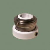 Ретро розетка с заземлением и шторками, серия Роматти темная латунь, рамка: белая, механизм: белый R221-8 Romatti