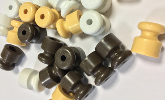 Ретро изоляторы Пластиковые