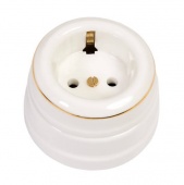 Ретро розетка электрическая с заземлением Петергоф, золото на белом GE70301-50 ТМ МезонинЪ