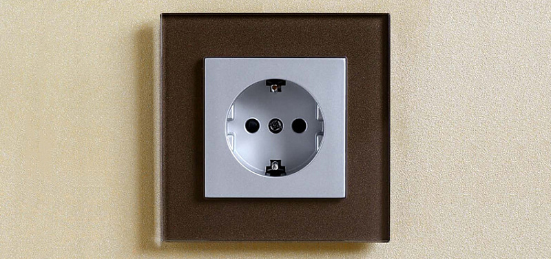 Рамки для дизайнерских розеток и выключателей Стеклянные