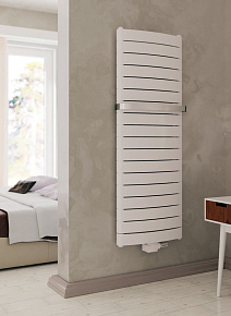 Вертикальный биметаллический радиатор, бренд Rifar