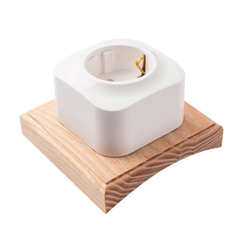 Накладка на бревно 220 мм. 1 местная, ясень натуральный, ОМ1-220 DecoWood Накладка на бревно 220 мм. 1 местная, ясень натуральный, ОМ1-220 DecoWood