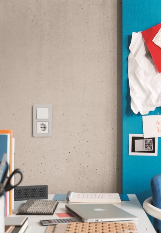 Центральная панель розетки TV, полярная белизна, с эффектом бархата, 12036089 Berker, серии Q.1/Q.3/Q.7 Центральная панель розетки TV, полярная белизна, с эффектом бархата, 12036089 Berker, серии Q.1/Q.3/Q.7