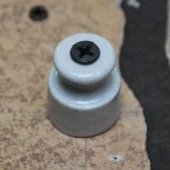 Кабельный изолятор белый РШ4-01 ГусевЪ