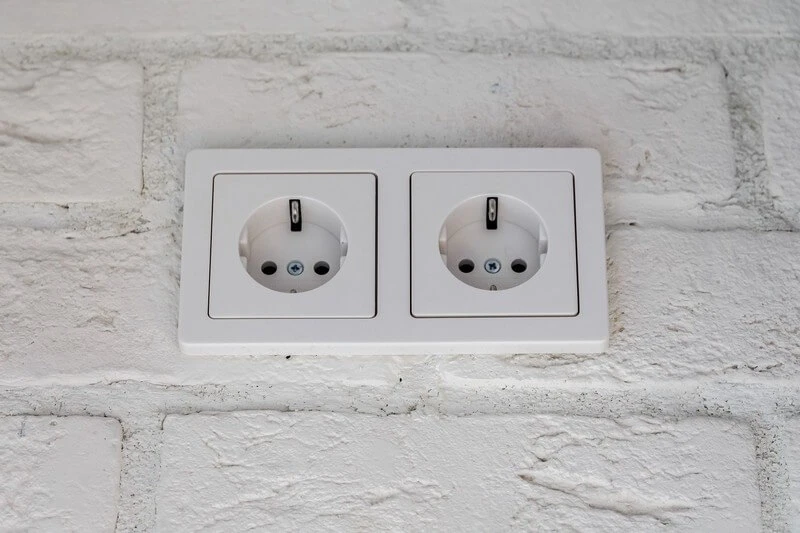 Центральная панель розетки TV, полярная белизна, с эффектом бархата, 12036089 Berker, серии Q.1/Q.3/Q.7 Центральная панель розетки TV, полярная белизна, с эффектом бархата, 12036089 Berker, серии Q.1/Q.3/Q.7