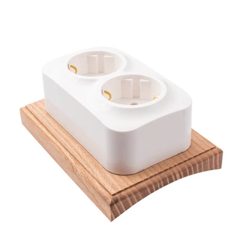 Накладка на бревно 260 мм. 1,5 местная, ясень натуральный, ОМ1,5-260 DecoWood Накладка на бревно 260 мм. 1,5 местная, ясень натуральный, ОМ1,5-260 DecoWood