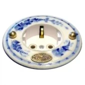 Розетка с заземлением малая, механизм Legrand, белый с узором под Гжель, 03080И-85 ГусевЪ