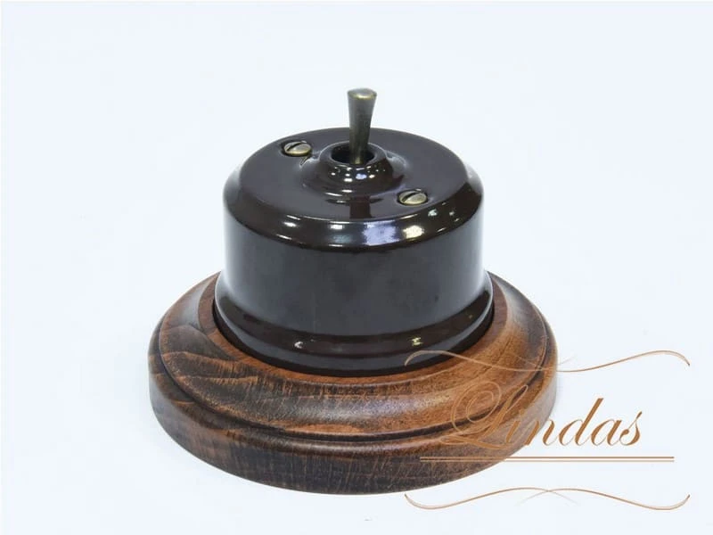 Ретро выключатель коричневый, ручка бронза, 34412-B Lindas одноклавишный Ретро выключатель коричневый, ручка бронза, 34412-B Lindas одноклавишный