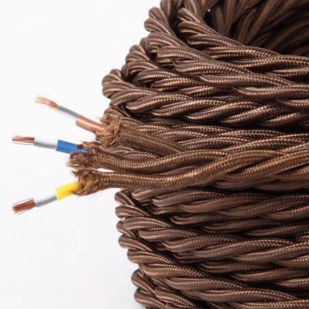 Какой кабель можно использовать на улице и как его прокладывать