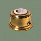 Ретро розетка с заземлением и шторками, серия ДИП-200, светлая латунь, механизм: белый (трубка D12) L213-8-12 Romatti