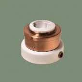 Ретро розетка с заземлением и шторками, серия Лонжин светлая медь, рамка: белая, механизм: белый L231-8 Romatti