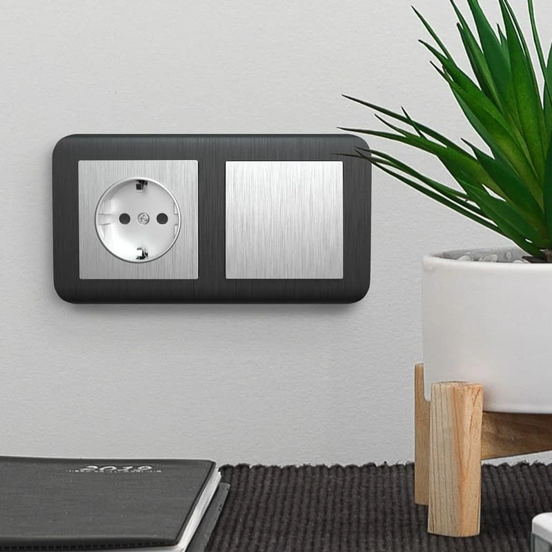 Дизайнерская рамка 2 местная, графит, поликарбонат, W0022104 Werkel Дизайнерская рамка 2 местная, графит, поликарбонат, W0022104 Werkel