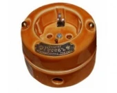 Розетка с заземлением, механизм Legrand, абрикос, 13540И-80 (А) ГусевЪ