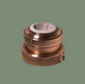 Ретро розетка с заземлением и шторками, серия Роматти, светлая медь, механизм: белый (трубка D16) R233-8-16 Romatti