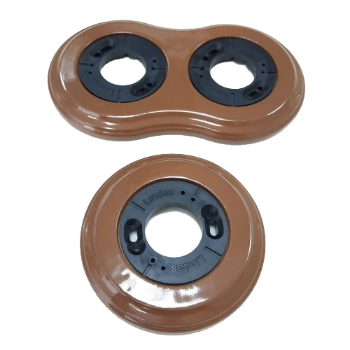 Рамка с пластиковой вставкой 1 местная, восьмерка, молочный шоколад, 251-МШ (KM) Lindas Рамка с пластиковой вставкой 1 местная, восьмерка, молочный шоколад, 251-МШ (KM) Lindas