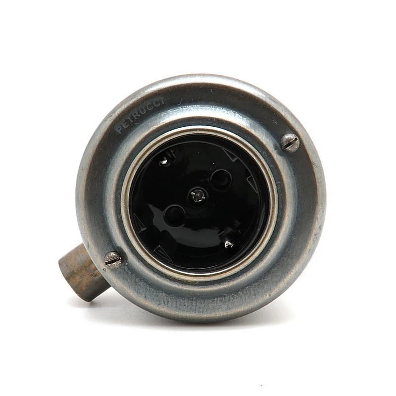 Ретро розетка с заземлением и шторками, черная, старая бронза, 201BBRO Petrucci Ретро розетка с заземлением и шторками, черная, старая бронза, 201BBRO Petrucci