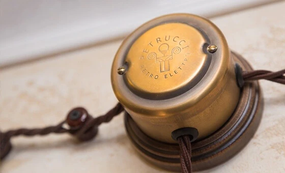 Распаечные коробки ретро Металлические